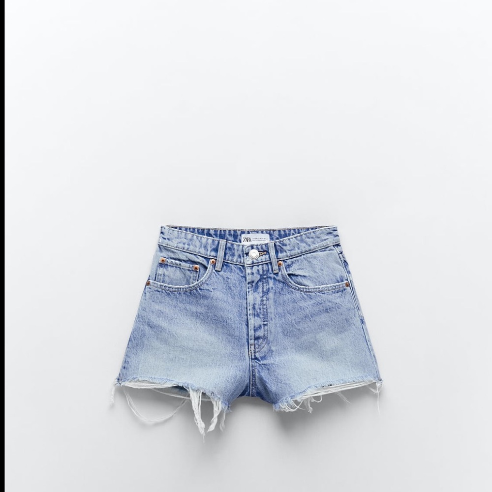 Zara Frayed High Rise Denim Shorts